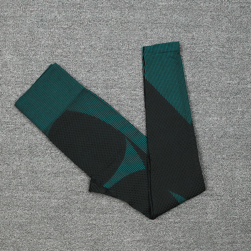 women’s workout gym tracksuit 